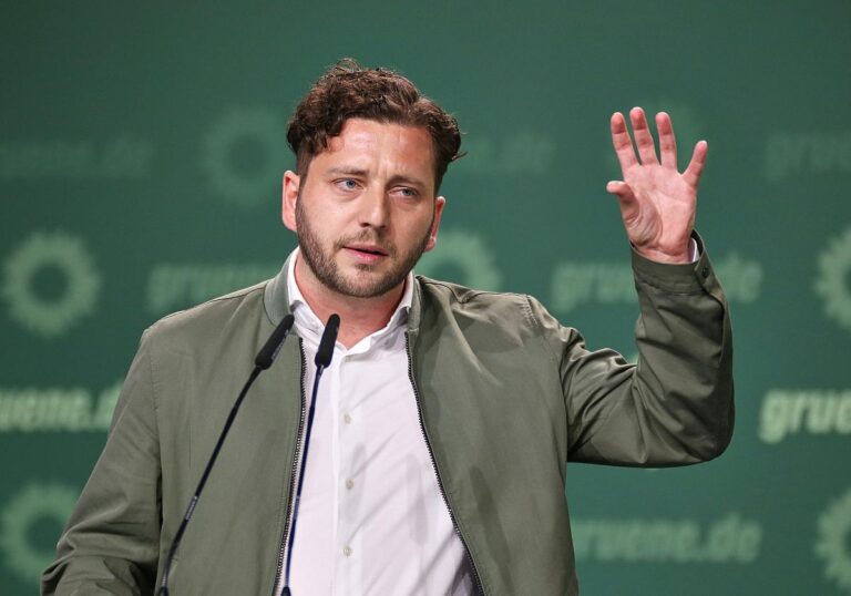 Felix Banaszak