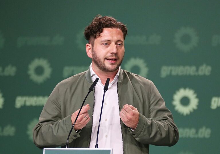 Felix Banaszak