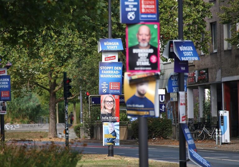Wahlplakate zur