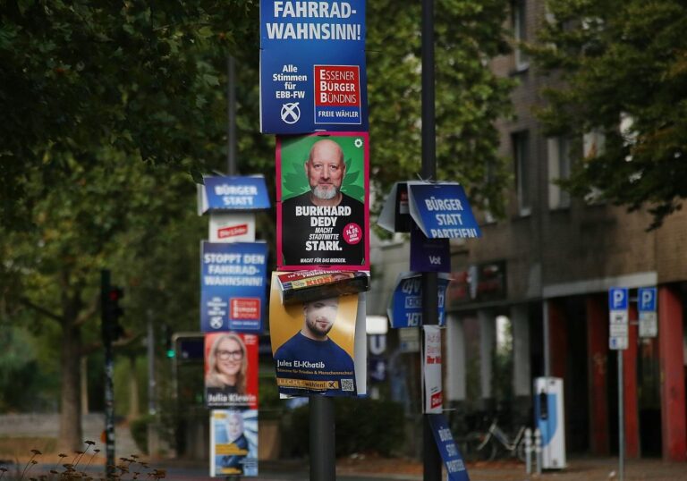 Wahlplakate zur