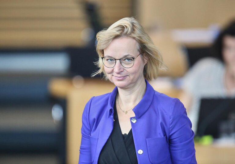Katja Wolf