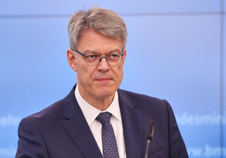 Patrick Schnieder
