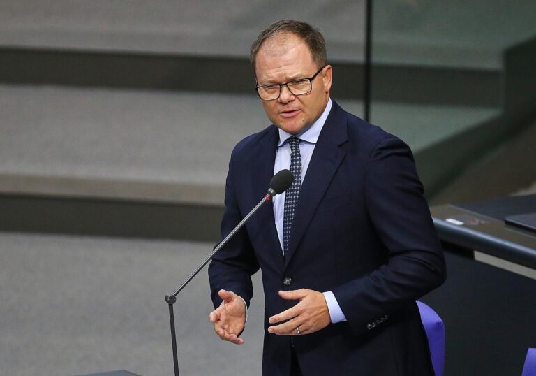 Carsten Schneider