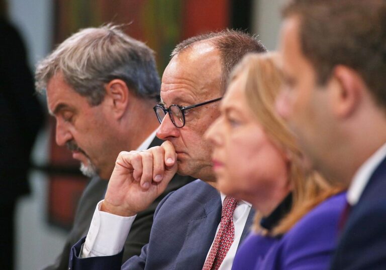 Pressekonferenz nach