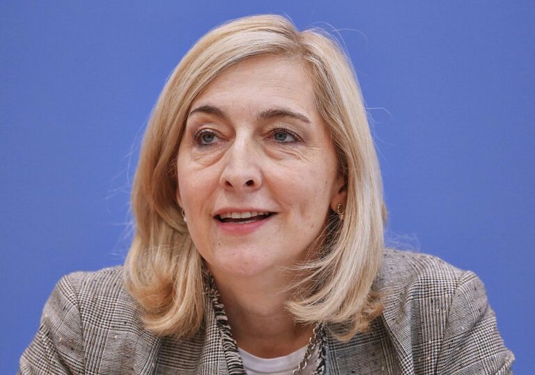 Nina Warken