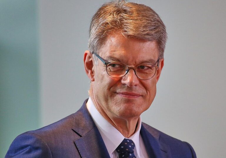 Patrick Schnieder
