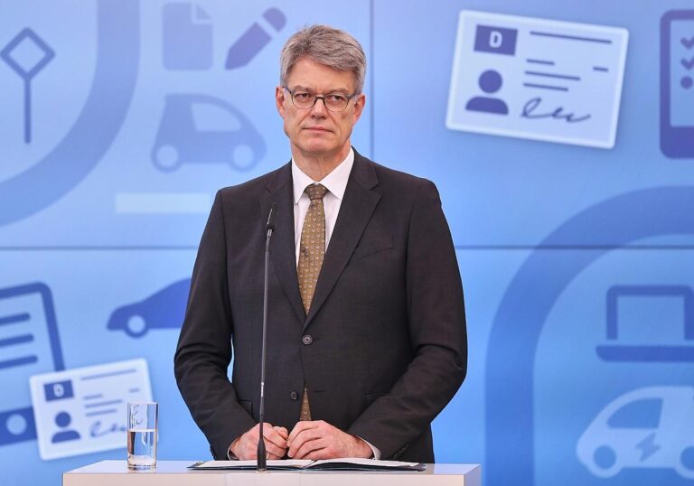 Patrick Schnieder