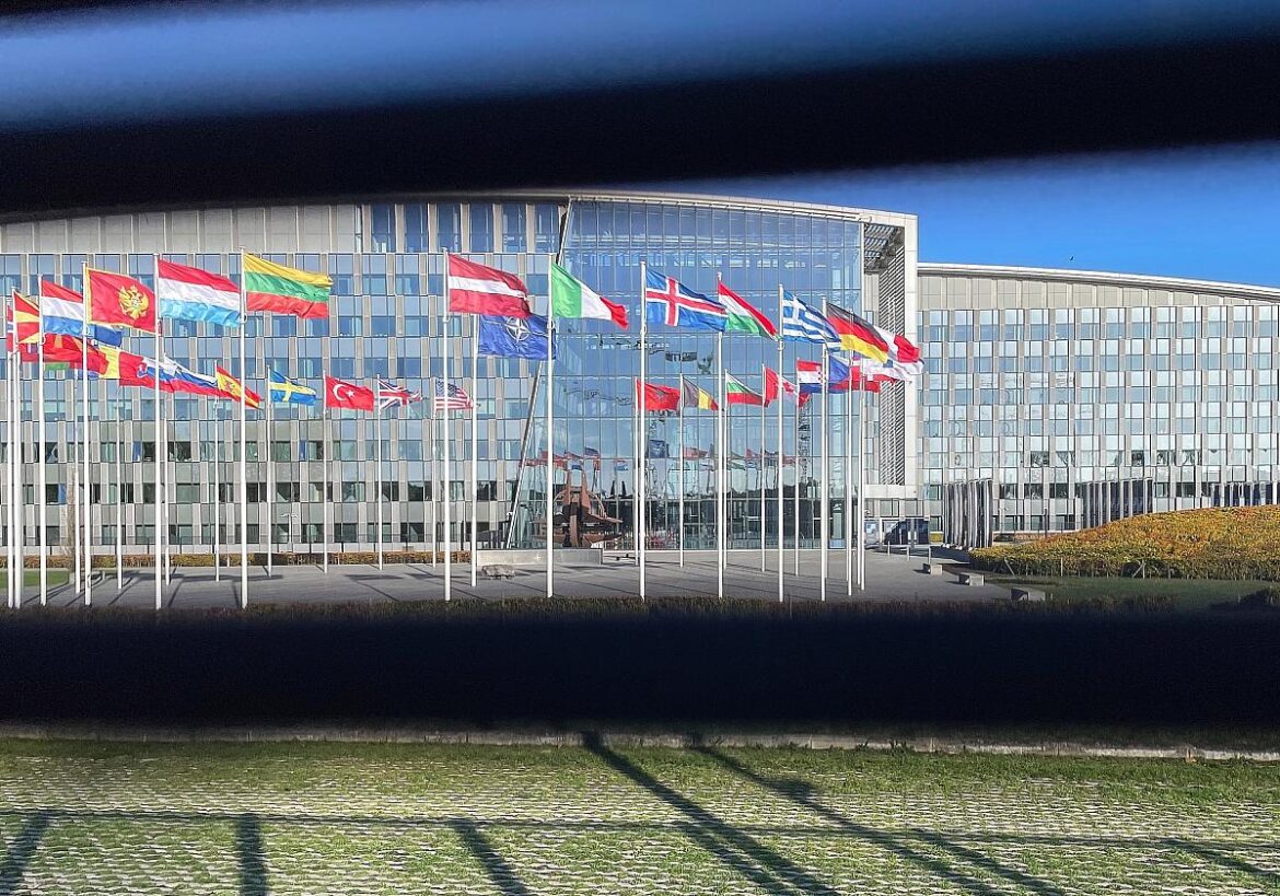 Nato-Hauptquartier (Archiv)