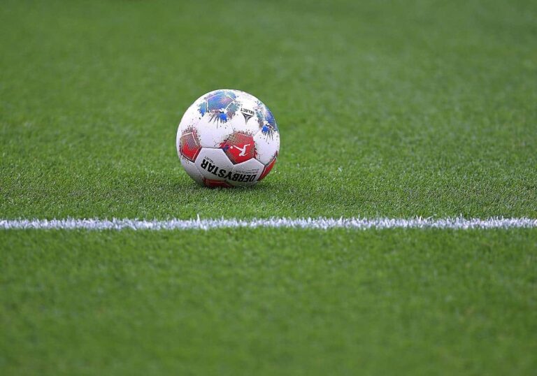 Fußball (Archiv)