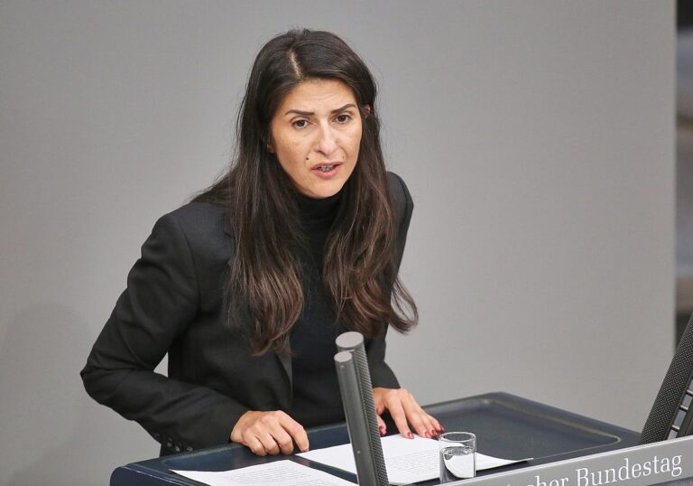 Serap Güler