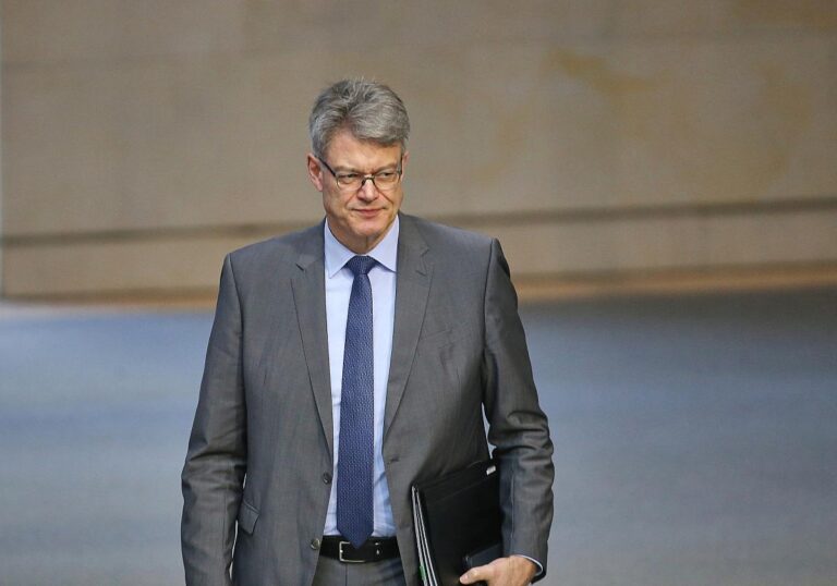 Patrick Schnieder