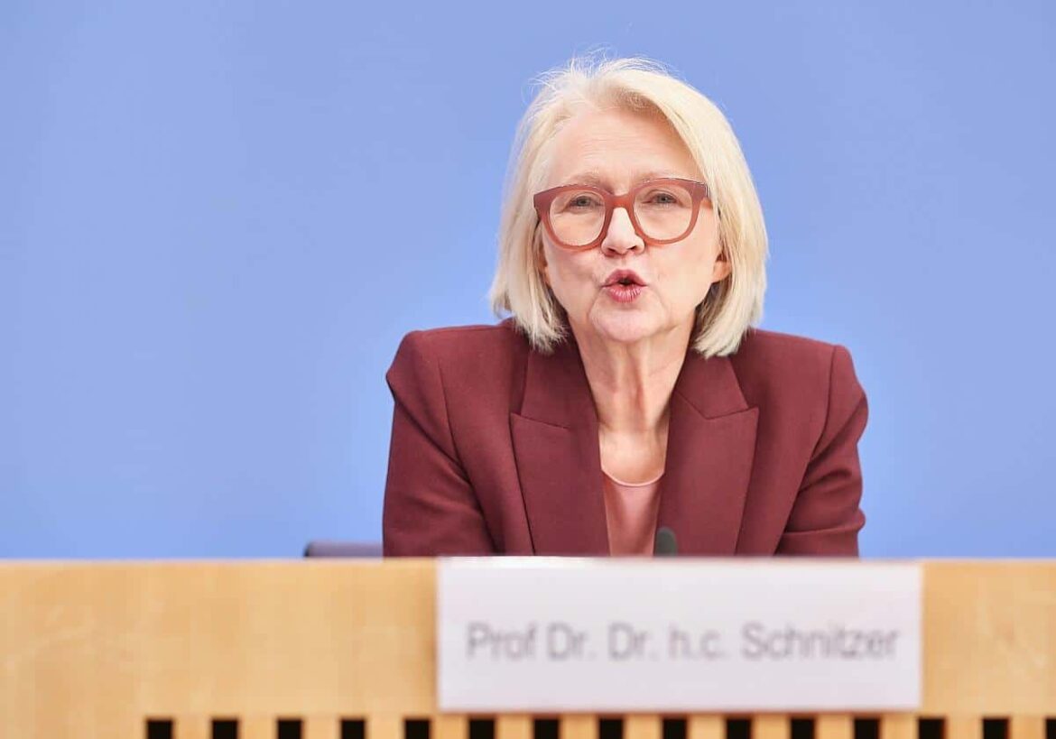 Monika Schnitzer