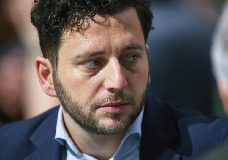 Felix Banaszak