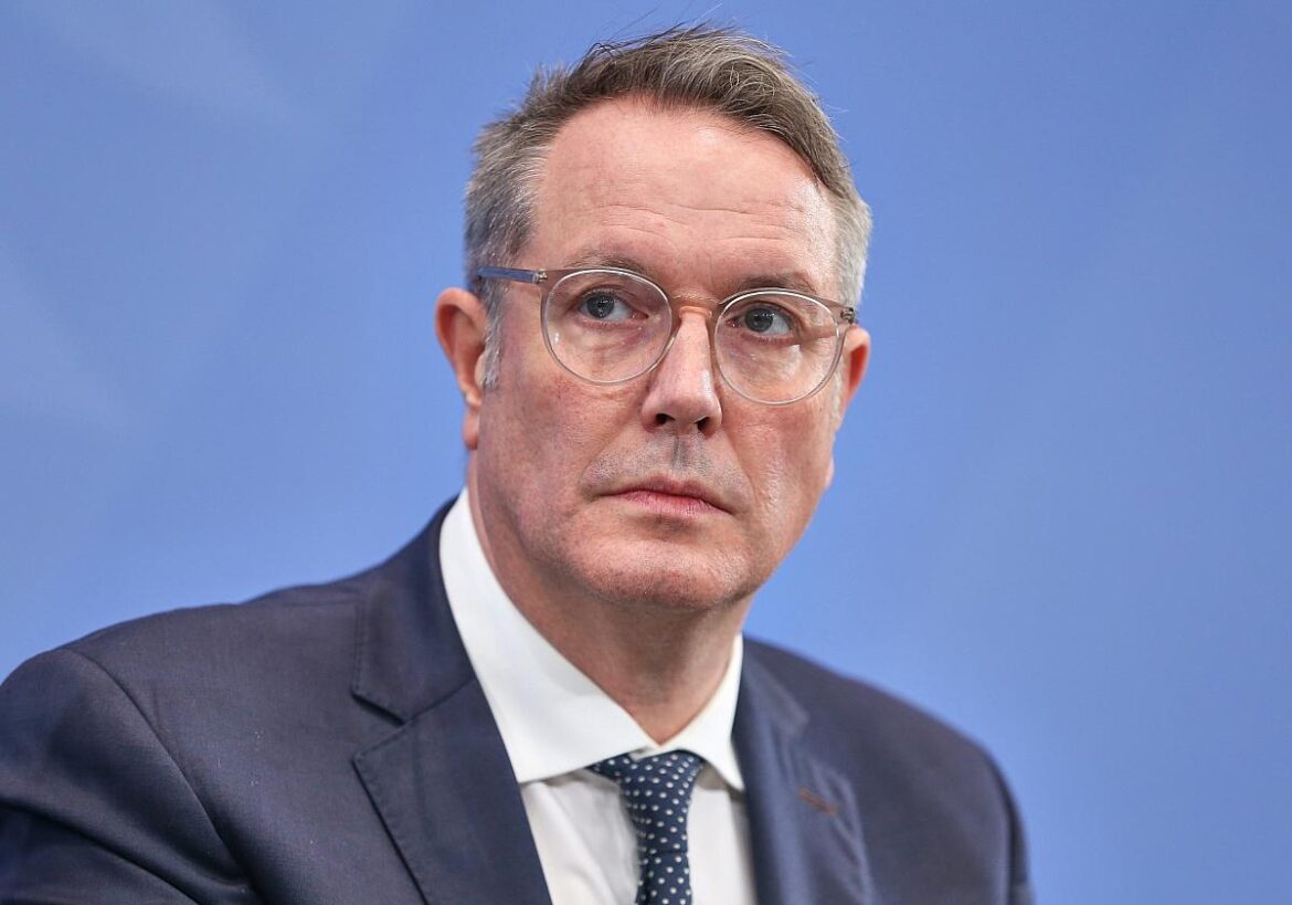 Alexander Schweitzer