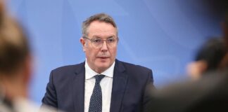 Alexander Schweitzer