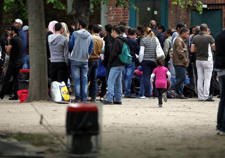 Flüchtlinge an