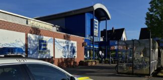 Polizeieinsatz am Edeka Kalkhügel