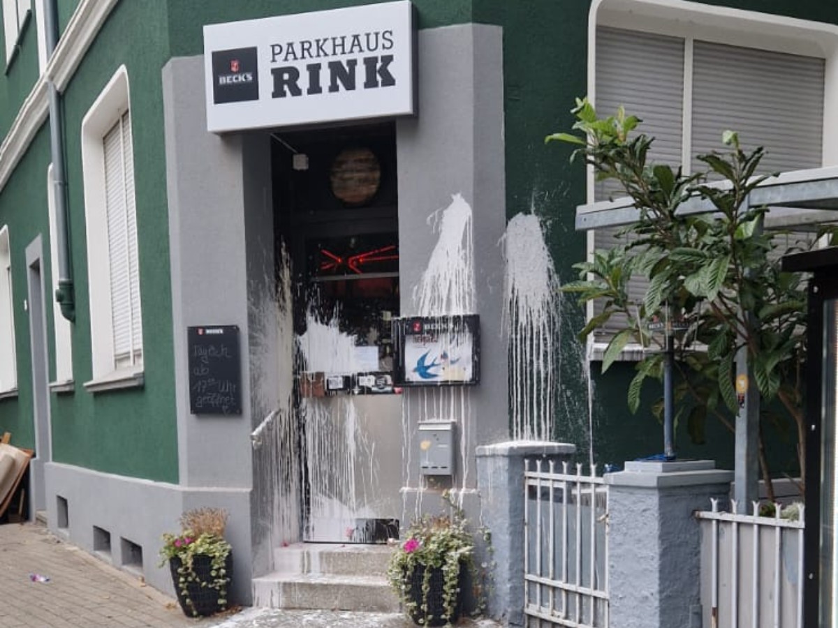 Farbanschlag auf "Parkhaus Rink": / Foto: Privat