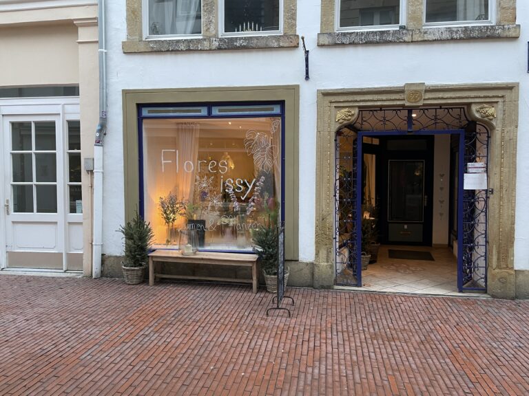 Flores Issy in Innenstadt