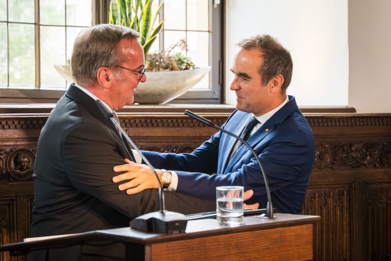 Boris Pistorius (l.) und Sébastien Lecornu © Stadt Osnabrück/Janin Arntzen