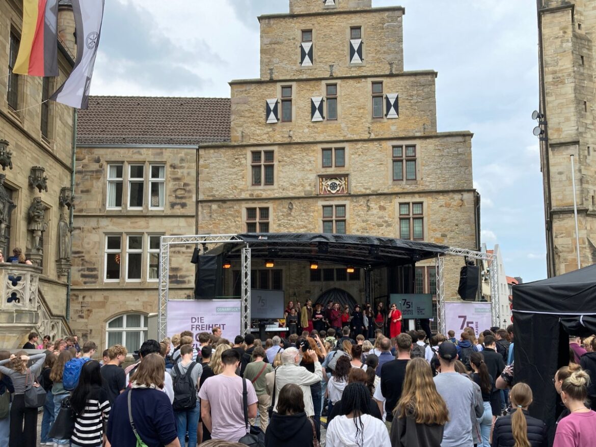 Musikalisches Programm auf dem Marktplatz in Osnabrück. / Foto: Dominik Lapp