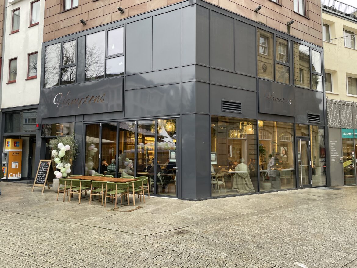 Hamptons Café am Nikolaiort in Osnabrück