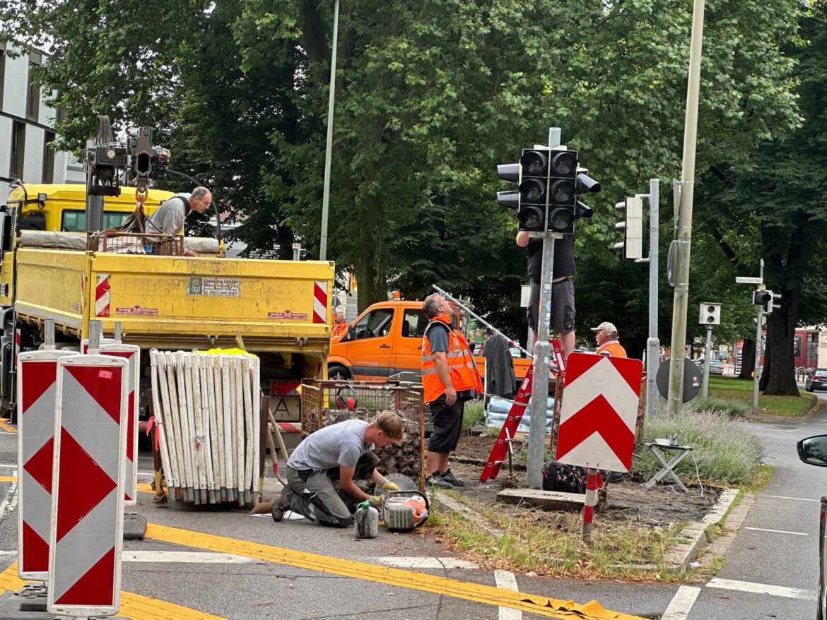 Mittelinsel wird verschoben. / Foto: Pohlmann