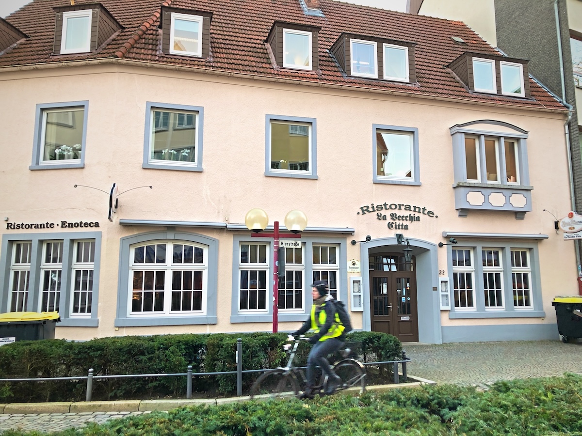 Da war es noch ein italienisches Restaurant - heute Verwaltungsbüros in bester Altstadtlage