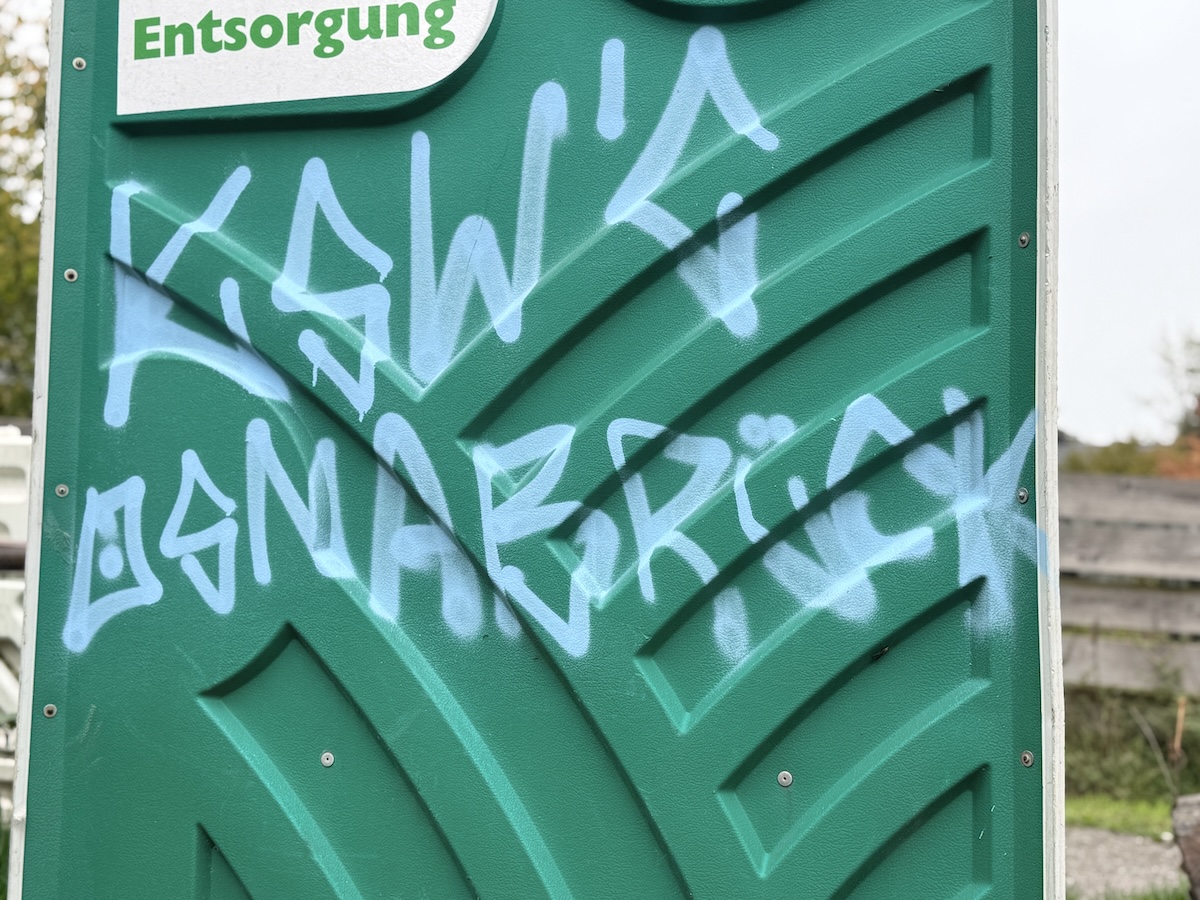 Farbschmierereien in Osnabrück Hellern verursachen hohen Sachschaden Farbschmierereien in Osnabrück Hellern