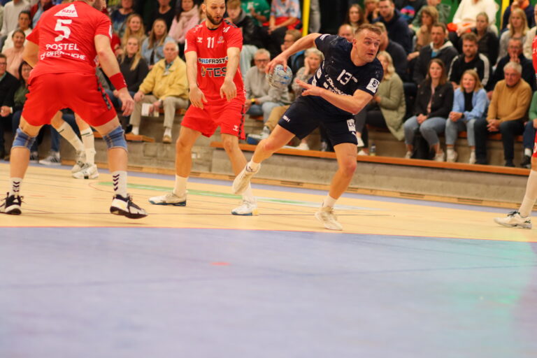Niederlage nach großem Kampf: TVB-H unterliegt dem WHV / Foto: Weib'z Fotografie