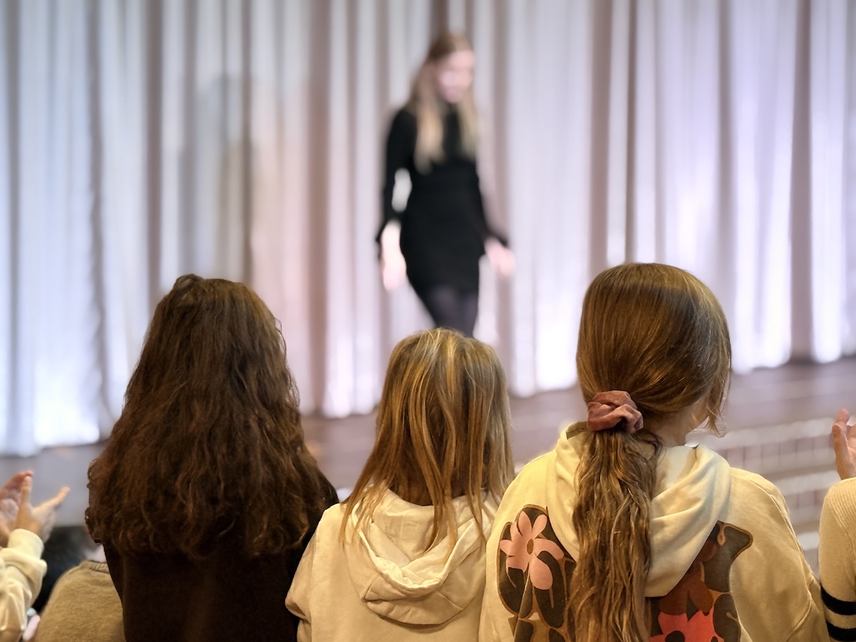 Cindy Klink begeisterte mit ihrer Performance zum Mottolied „Was ist schon normal“