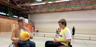 Mit oder ohne Behinderung – beim Rollstuhlbasketball begegnet man sich "auf Augenhöhe"