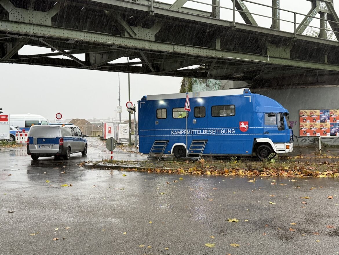 Kampfmittelräumdienst am 17. November 2024 im Lokviertel Osnabrück / Foto: Pohlmann
