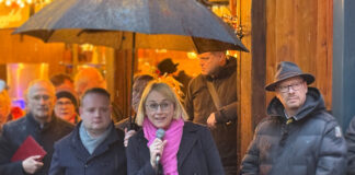 (v.l.n.r.) Alexander Illenseer, OB Katharina Pötter und Bernd Kracke Jr.