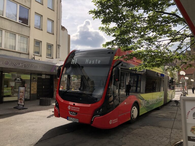 Metrobus der Stadtwerke Osnabrück in Osnabrück (Gesamtstadt)
