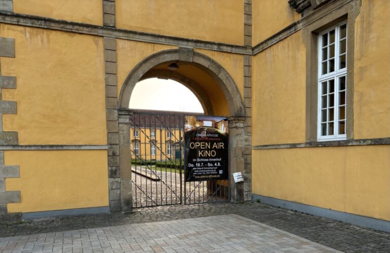 Open-Air-Kino im Schlossinnenhof