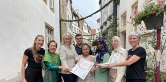 Gruppenfoto zur Programmvorstellung des Festivals der Kulturen. / Foto: Dominik Lapp