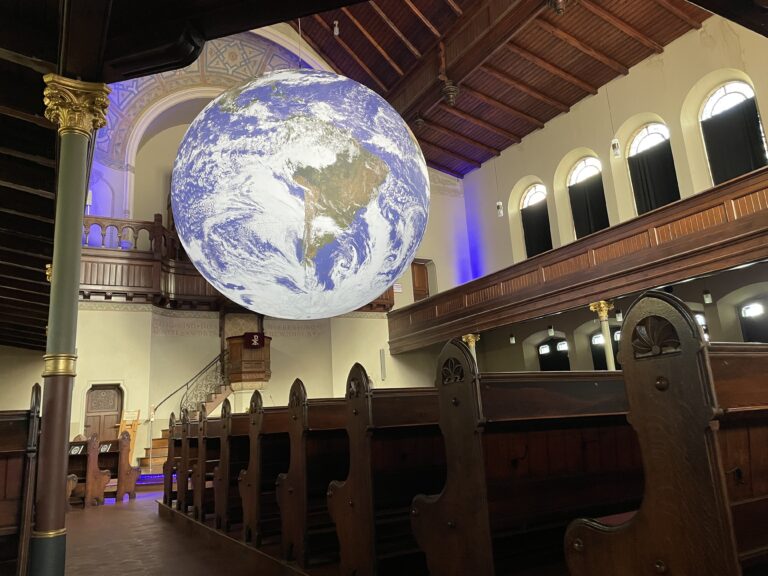 GAIA-Kugel in der Bergkirche Osnabrück