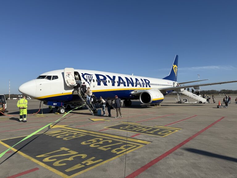 Ryanair Boeing 737 am Flughafen Münster/Osnabrück (FMO)