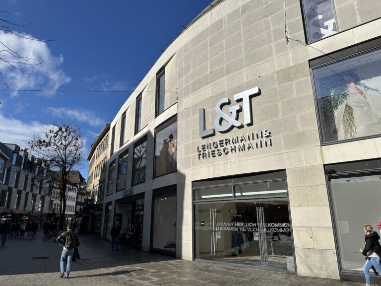 L&T in der Großen Straße in Osnabrück. in Innenstadt