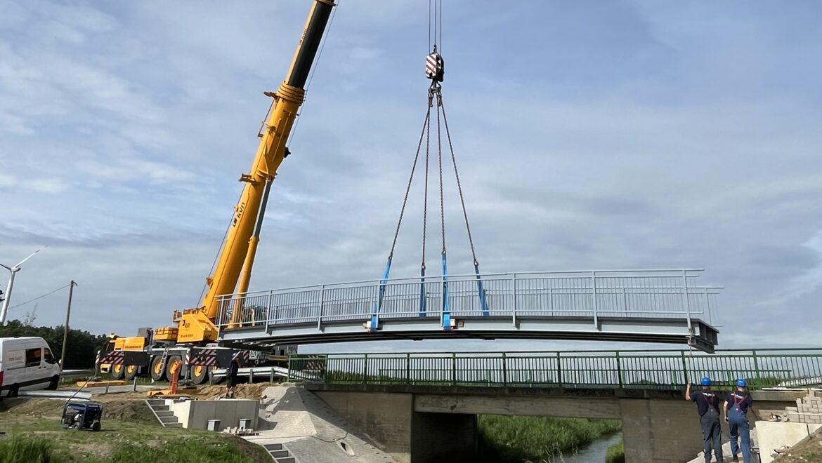 Brückenbauarbeiten in