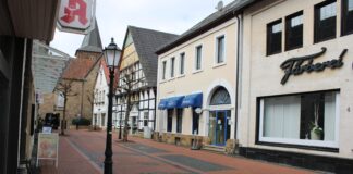 Dorfstraße in Hagen a.T.W. / Foto: Dominik Lapp