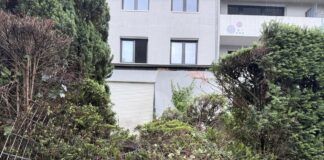 Auto krachte in Hauswand in Osnabrück