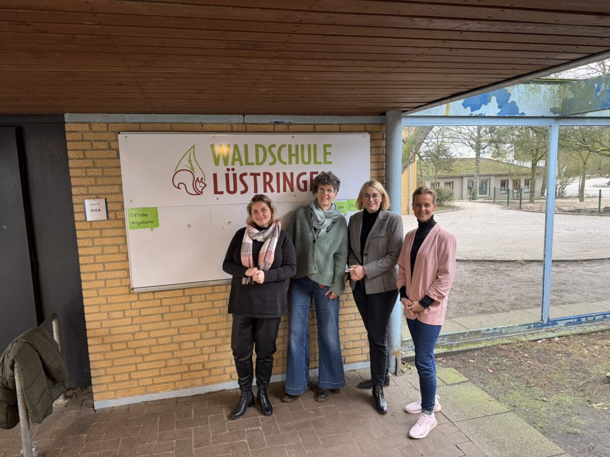 Katharina Pötter in der Waldschule Lüstringen