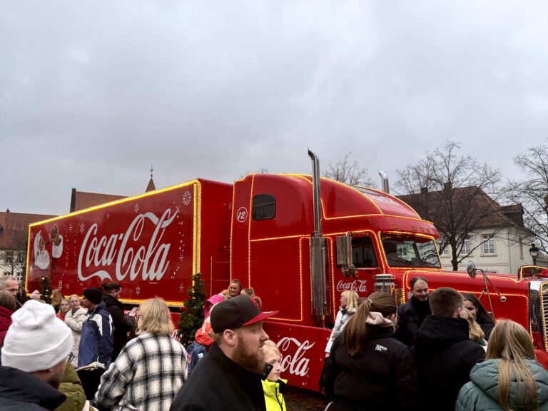 Coca-Cola Weihnachtstruck in Innenstadt