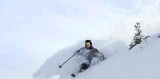 Skifahren im Tiefschnee