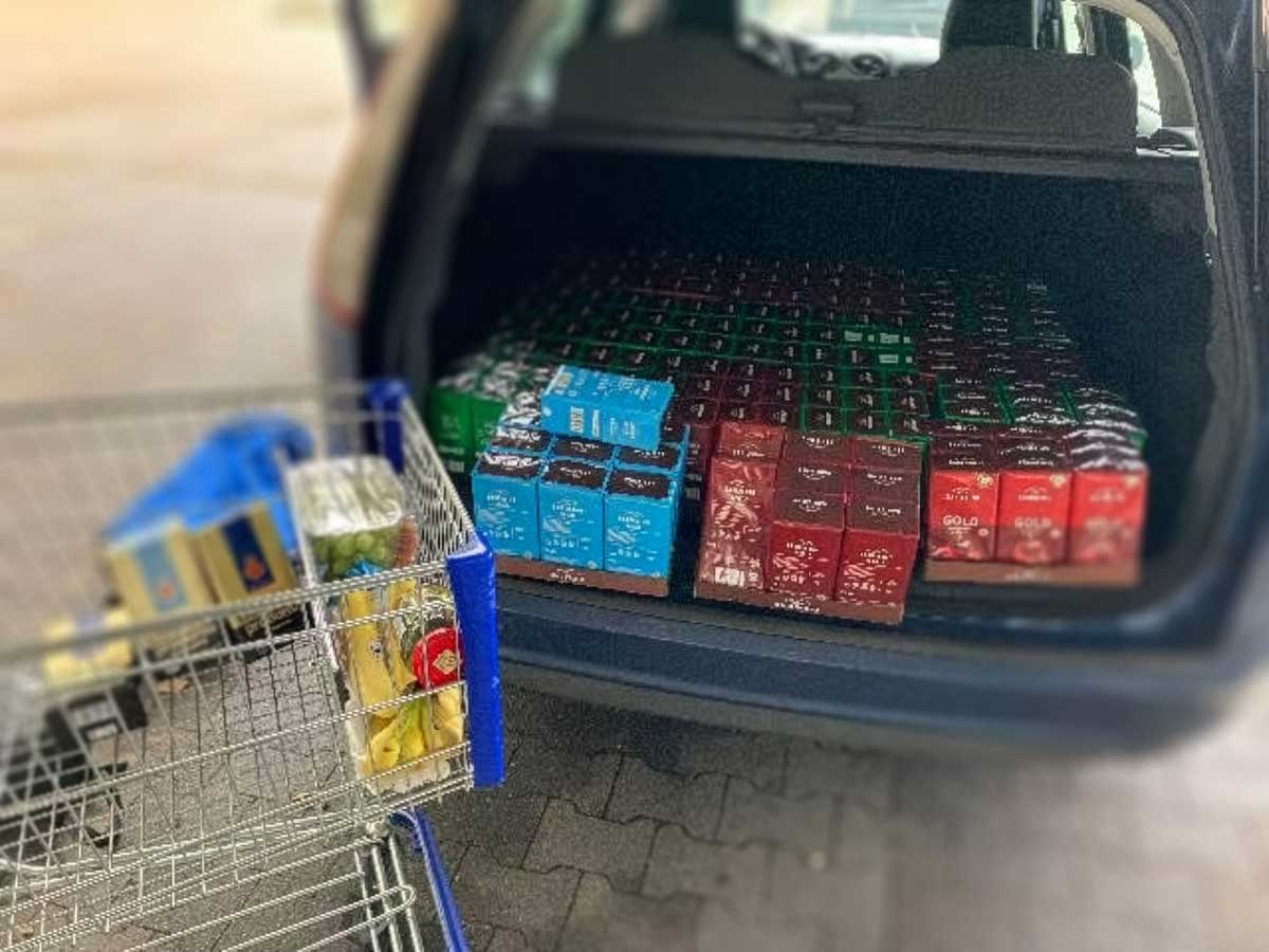 Der Kofferraum voller unbezahltem Kaffee / Foto: Polizei Osnabrück