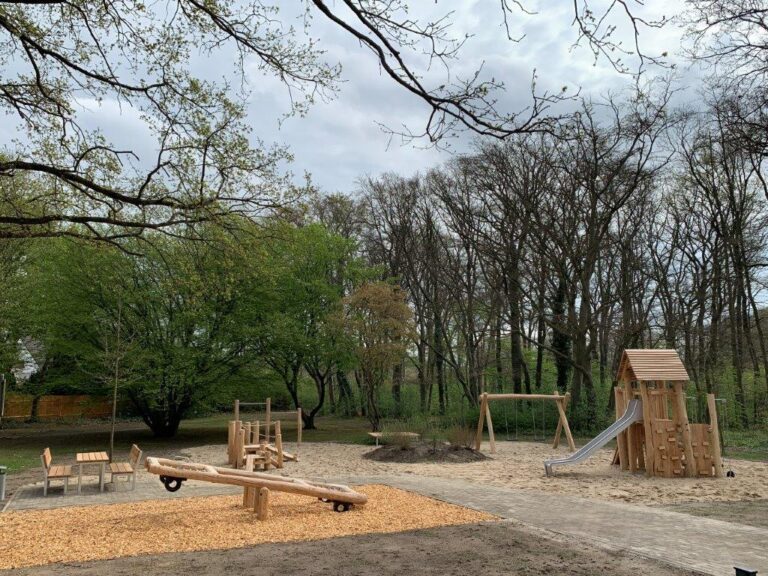 Kinderspielplatz Dolfenstraße / Foto: OSB, Ulrich Beermann