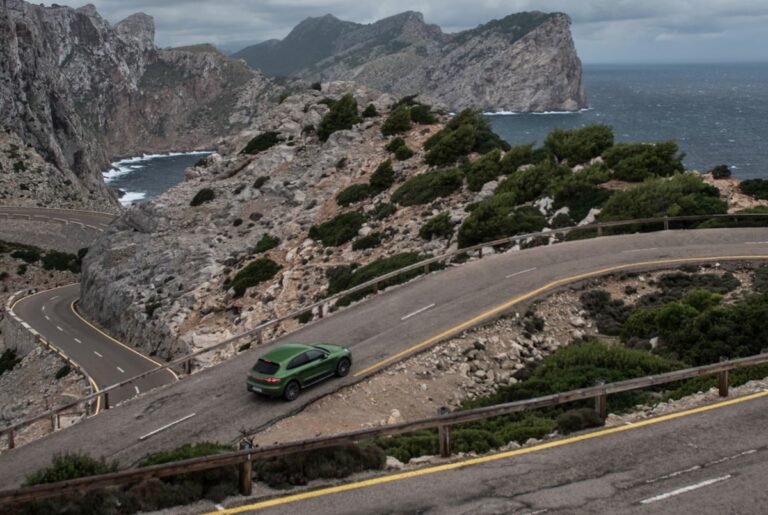 Mallorca Serpentinen-Straße