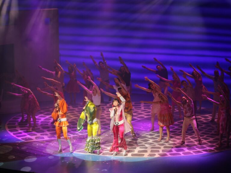 Szenenfoto von "Mamma Mia!" in Hamburg.